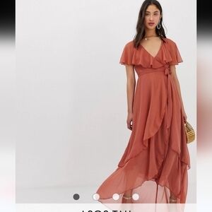 NWT NEW YORK & COMPANY maxi dress with cape back and dip hem in mauve size XS